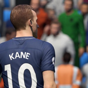 在线体育博彩-宿敌的掌声，当梅西球迷为拜仁的进球纵情高歌，宿敌看台上的掌声